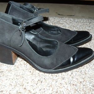 DKNY Jeans Black Suede Heels Sz. 8